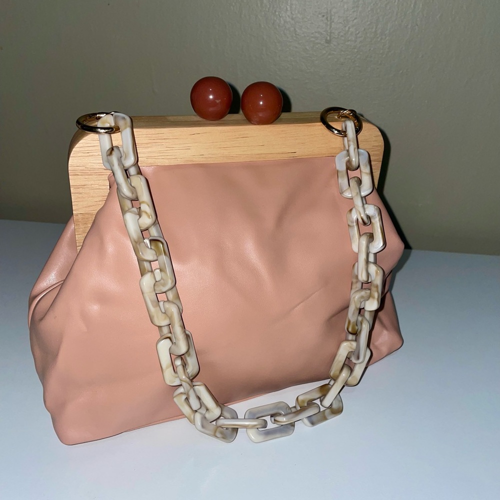 Missguided hand bag.